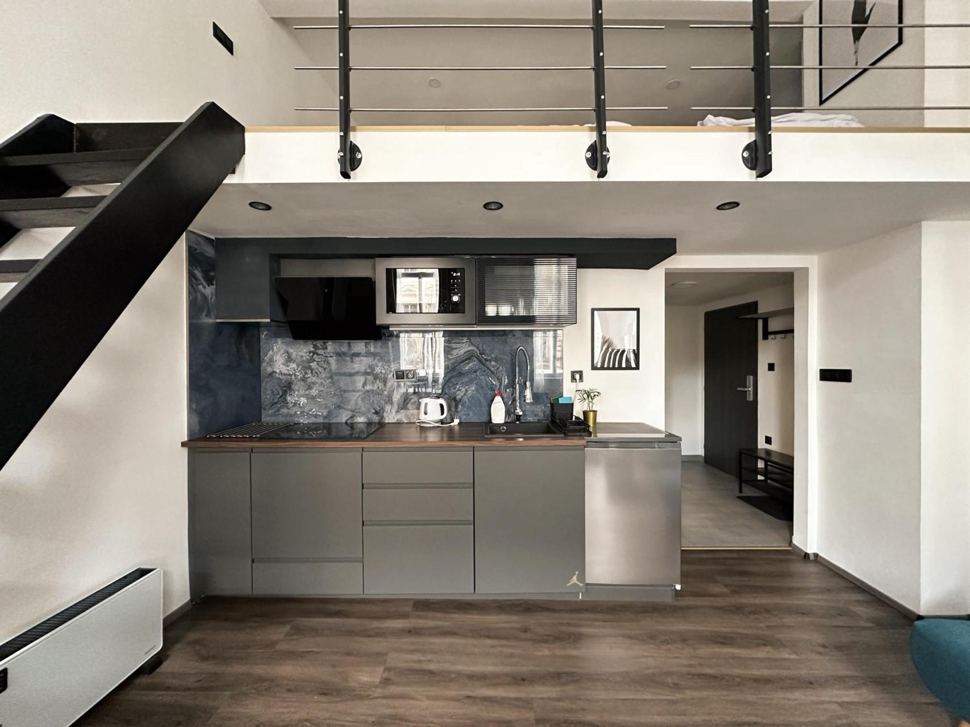 Contemporary Jindrisska Apartment براغ المظهر الخارجي الصورة